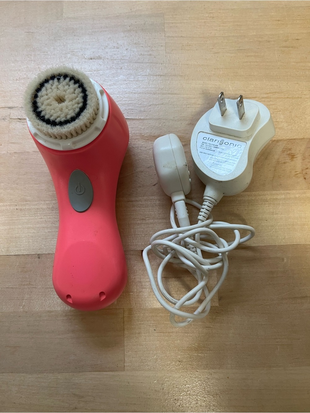 Clarisonic Pink Gentle Facial Cleansing Brush with Charger